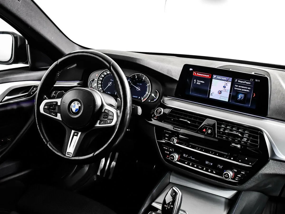 BMW 5 серии VII (G30/G31/G38) — фото 5