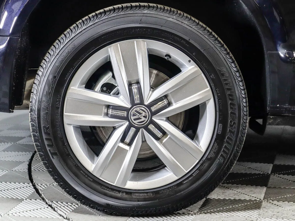 Volkswagen Multivan T6 Рестайлинг — фото 5
