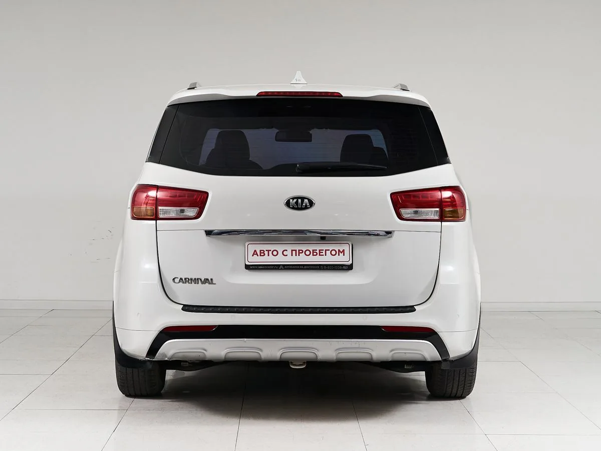 Kia Carnival III — фото 5