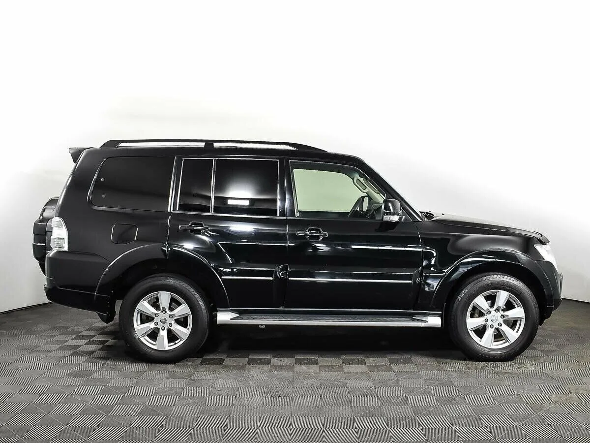 Mitsubishi Pajero IV Рестайлинг 1 · Intense — фото 4