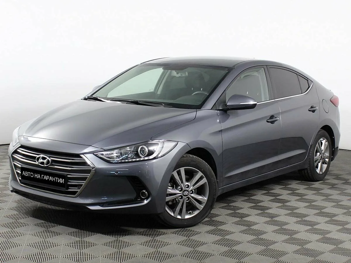 Hyundai Elantra VI (AD) · Active