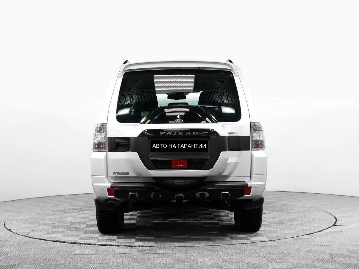 Mitsubishi Pajero IV Рестайлинг 2 · GLS — фото 5