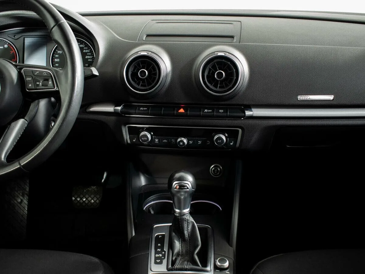 Audi A3 III (8V) Рестайлинг — фото 5