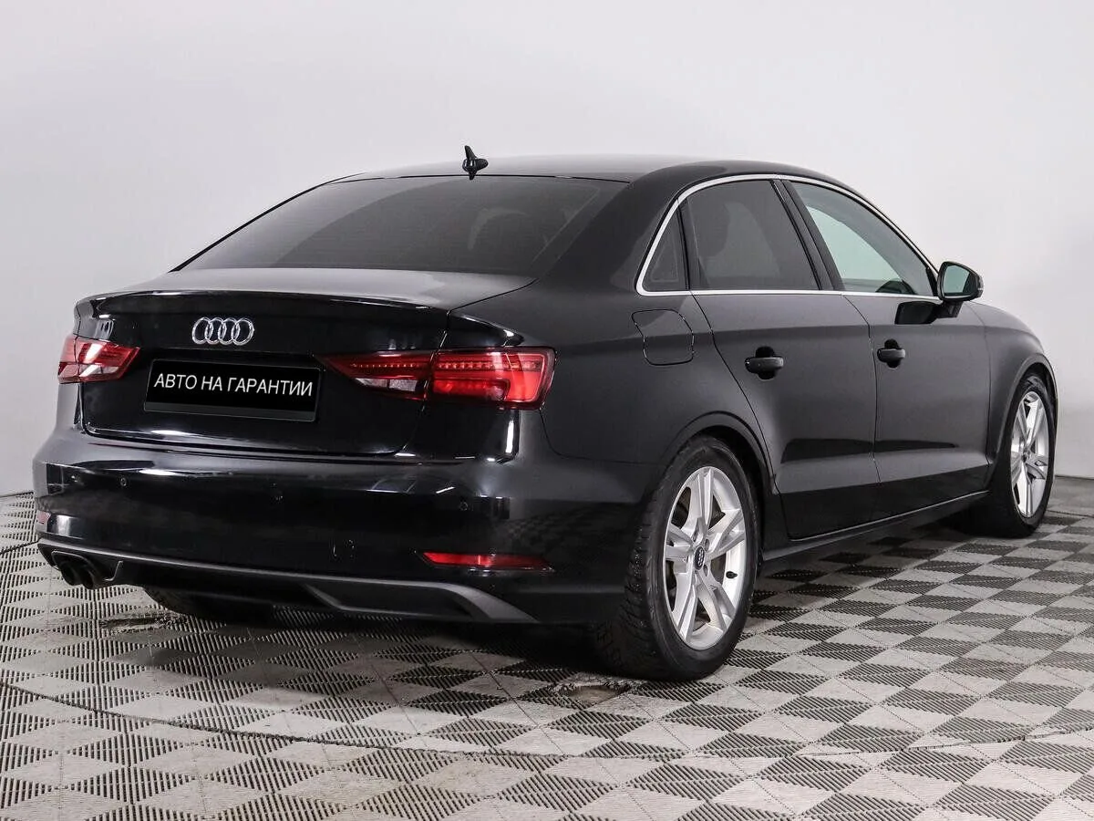 Audi A3 III (8V) Рестайлинг — фото 2