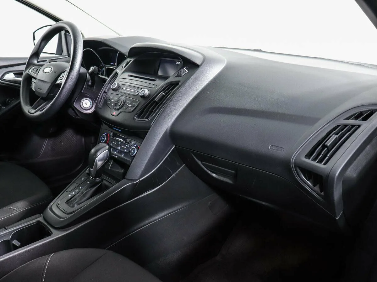 Ford Focus III Рестайлинг — фото 5