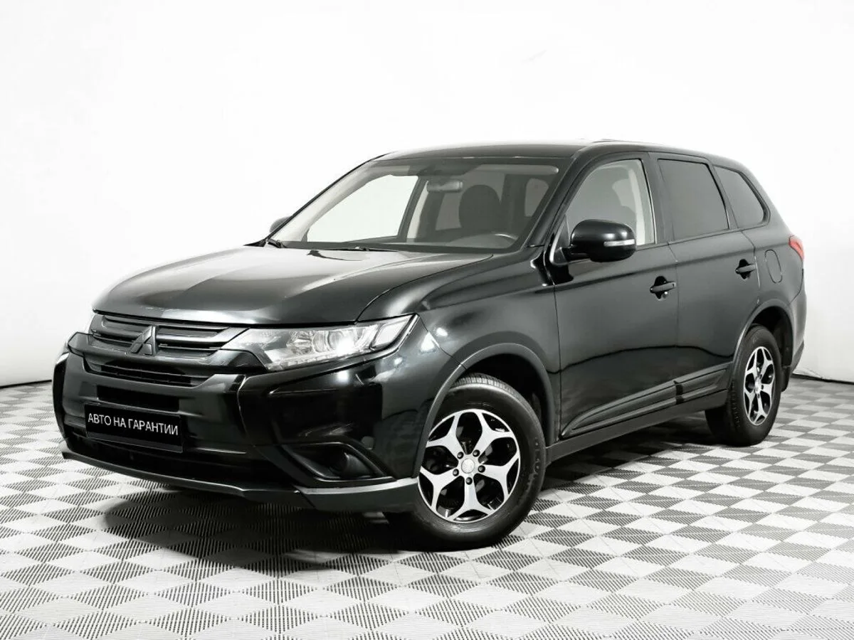 Mitsubishi Outlander III Рестайлинг 2 · Invite