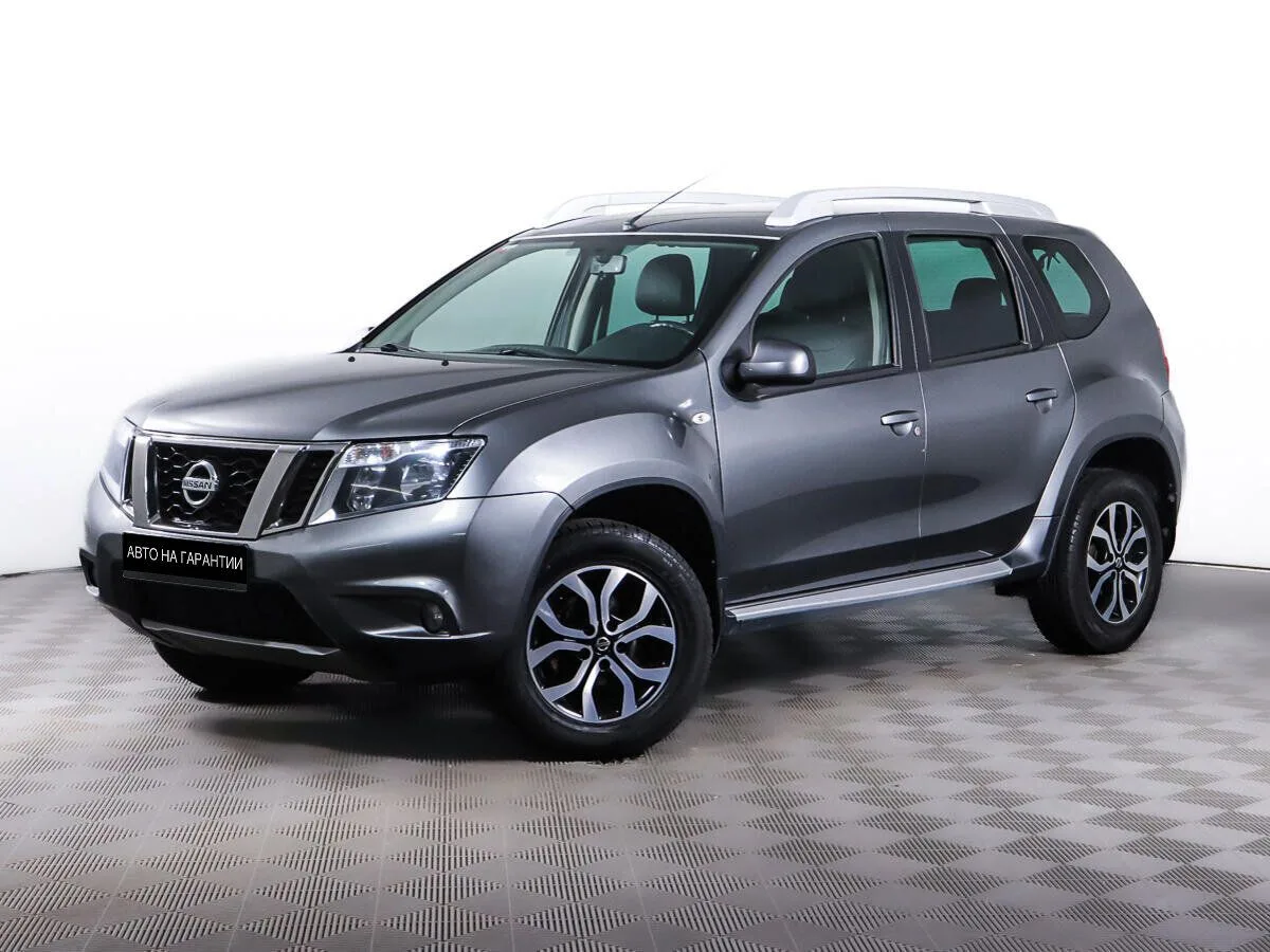 Nissan Terrano III (D10) · Elegance