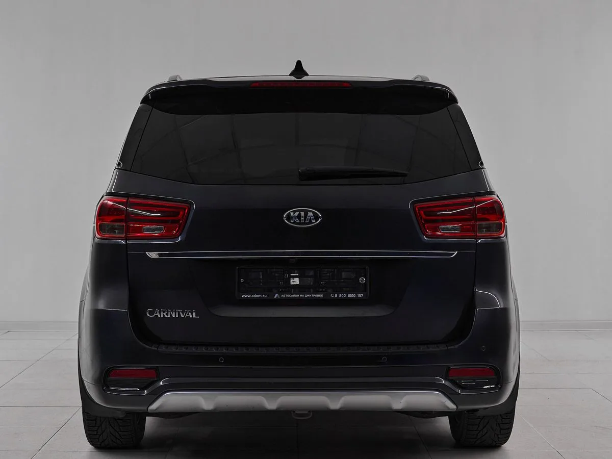 Kia Carnival III — фото 5