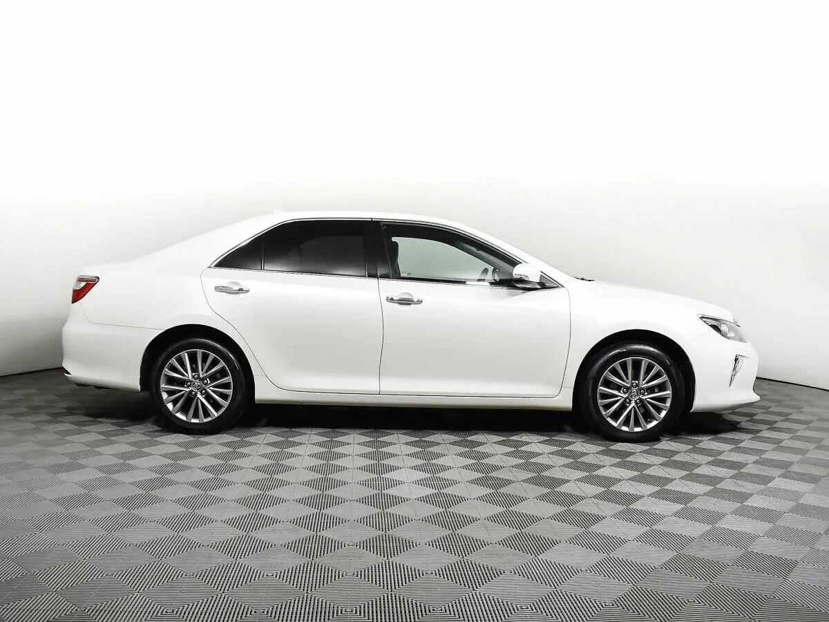 Toyota Camry VII (XV50) Рестайлинг 2 · Exclusive — фото 4