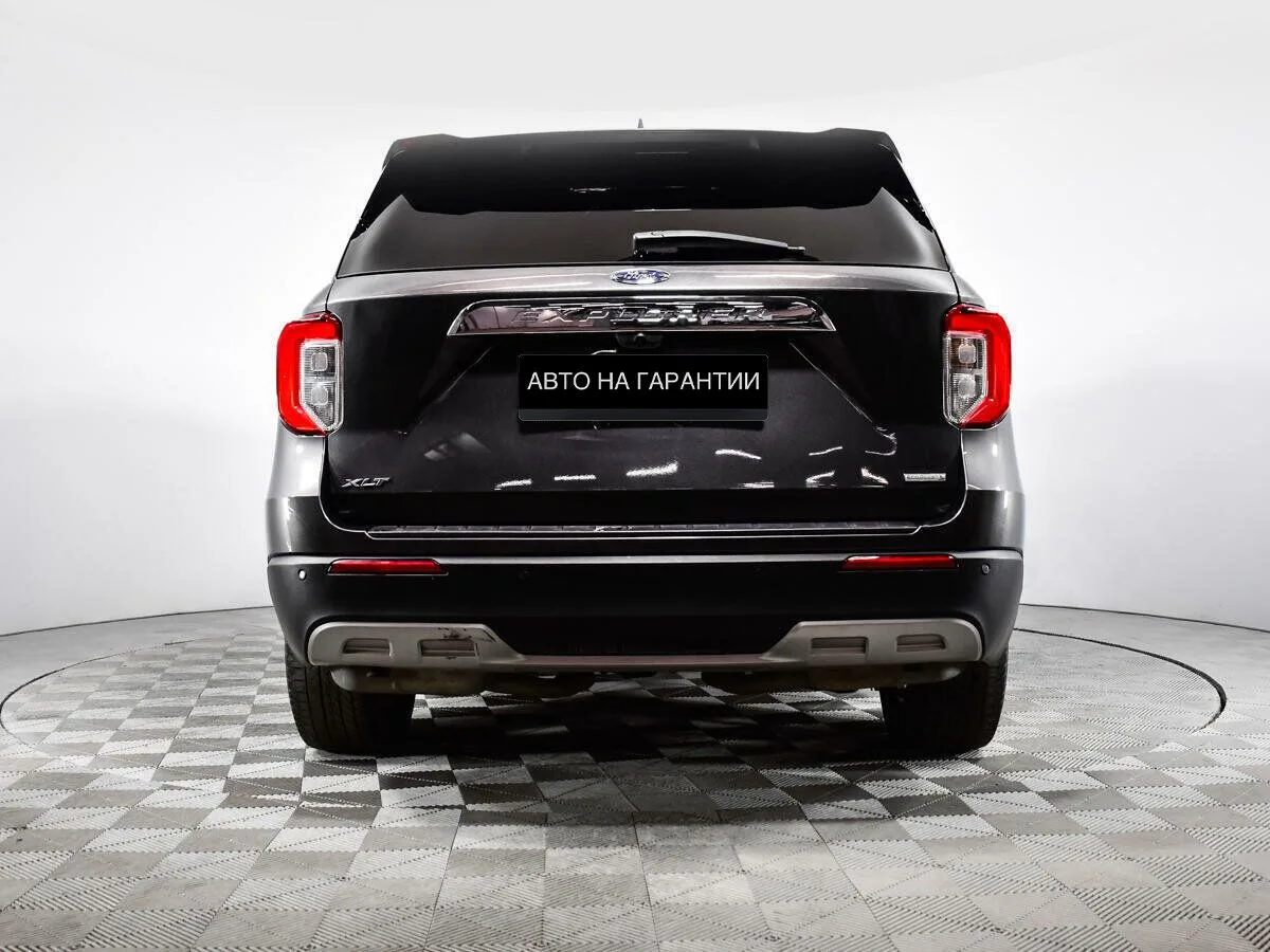 Ford Explorer VI — фото 4
