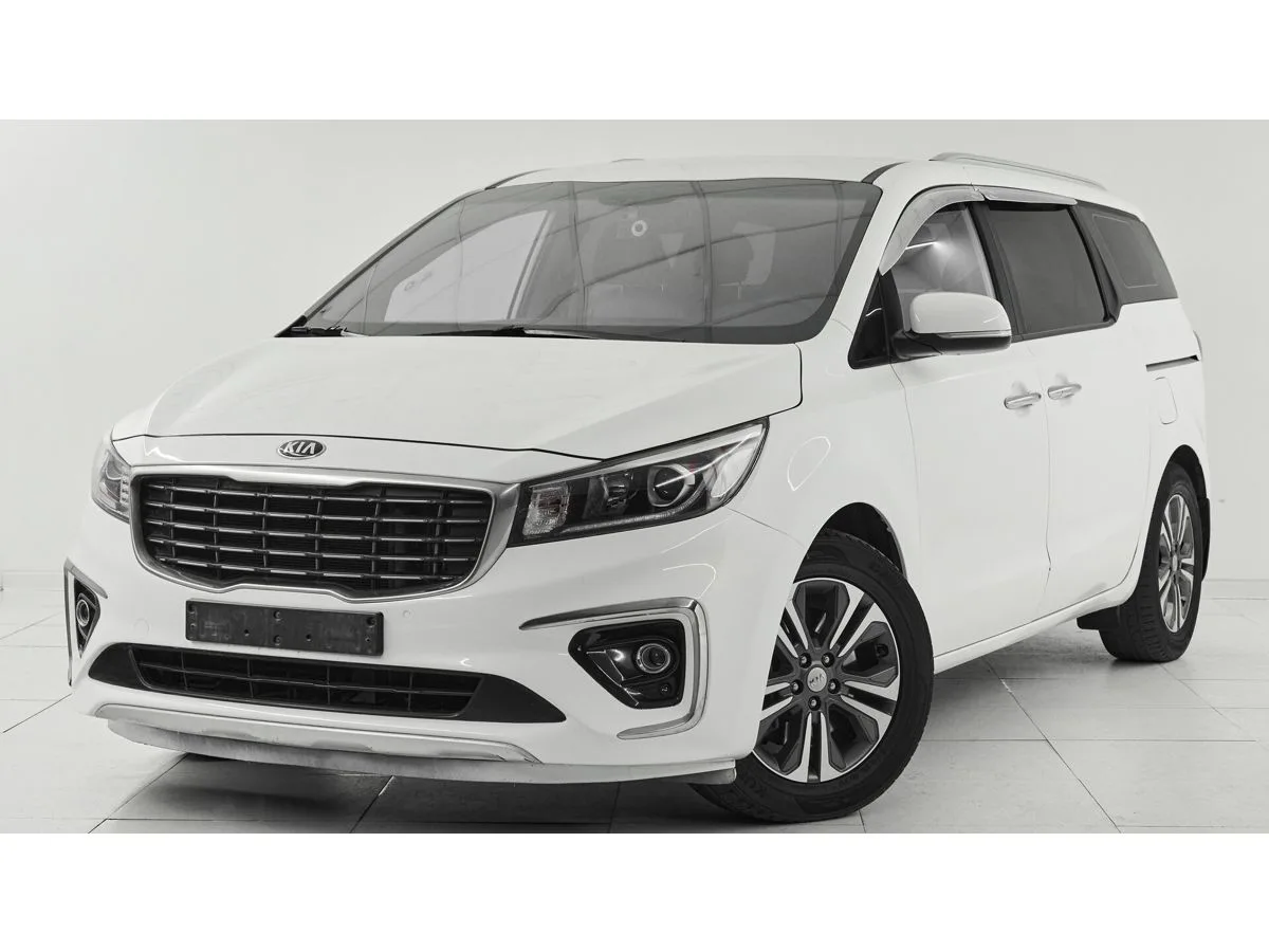 Kia Carnival III