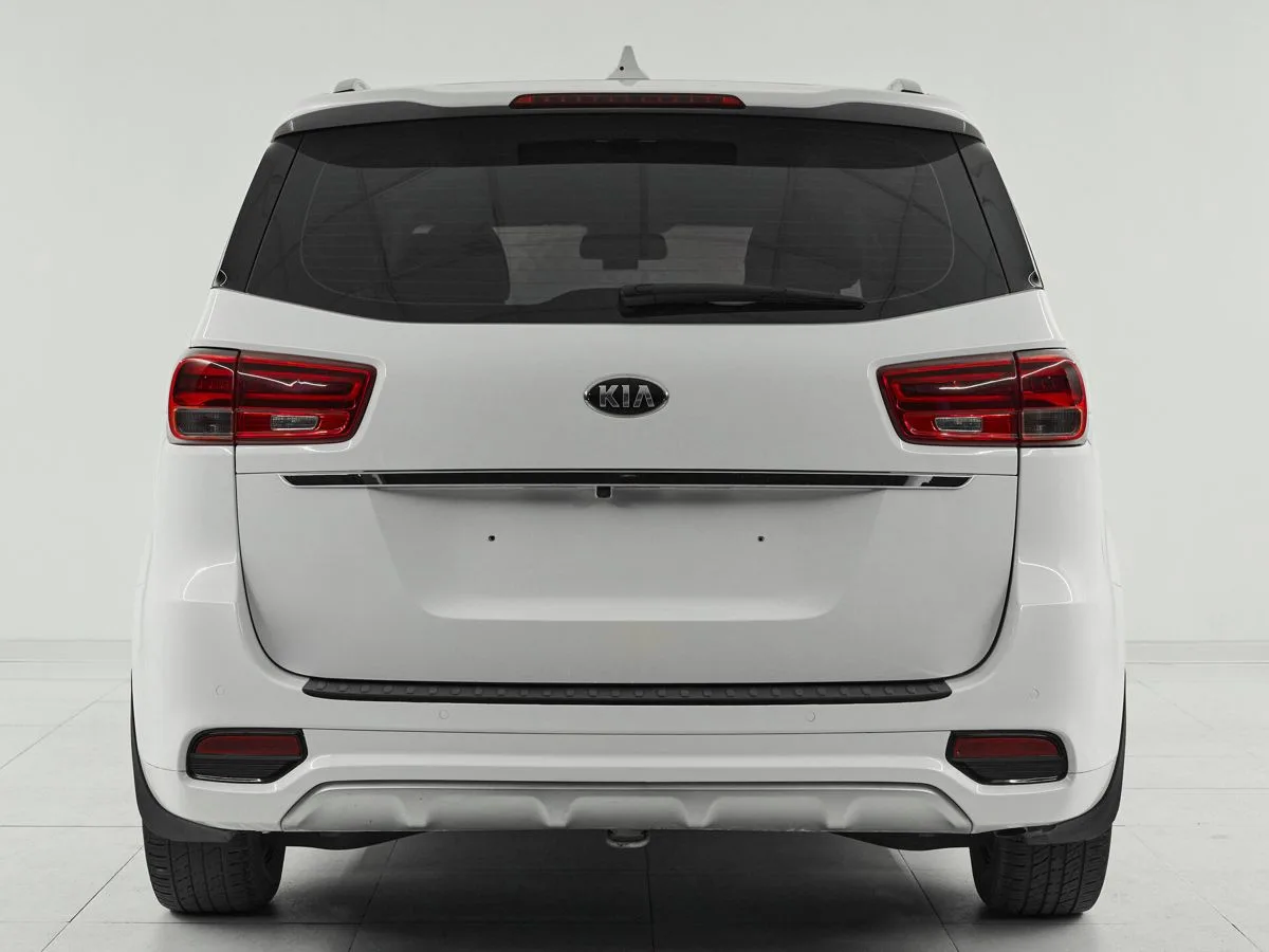 Kia Carnival III — фото 5