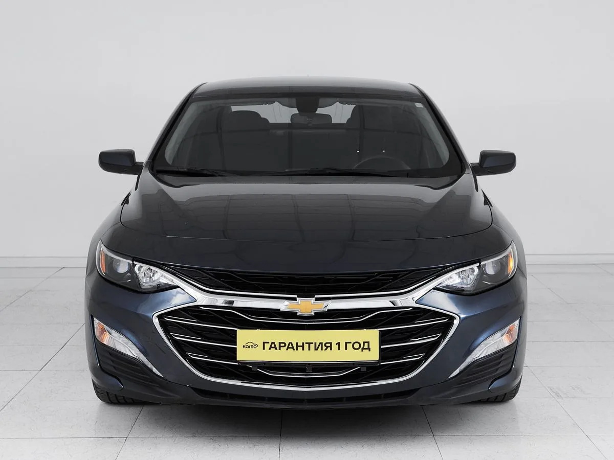 Chevrolet Malibu IX Рестайлинг — фото 2