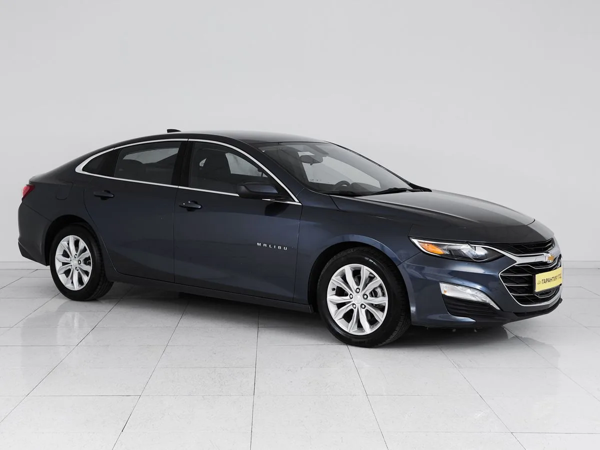 Chevrolet Malibu IX Рестайлинг — фото 3