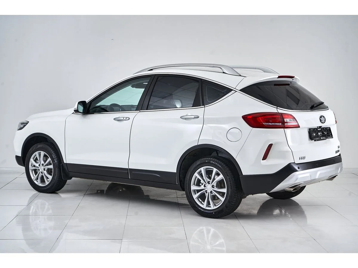 FAW Besturn X80 I Рестайлинг · Luxury — фото 4