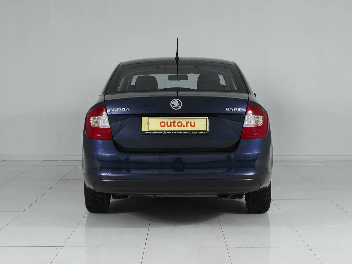 Skoda Rapid I — фото 5
