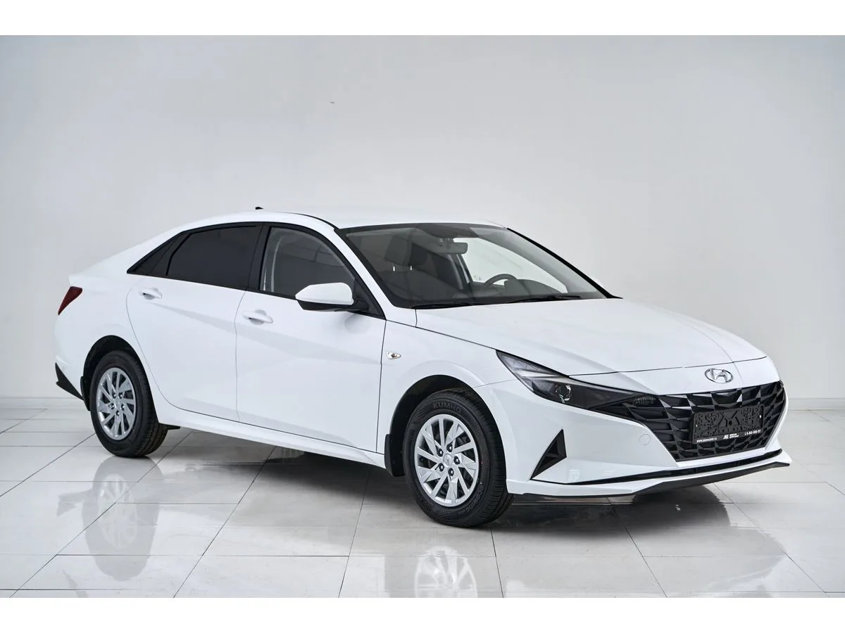 Hyundai Elantra VII (CN7) · Base — фото 3