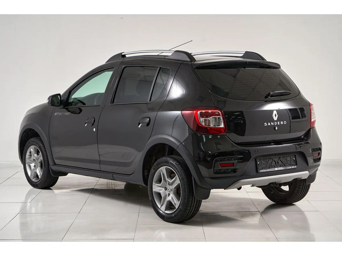 Renault Sandero II Рестайлинг · Stepway Life — фото 4