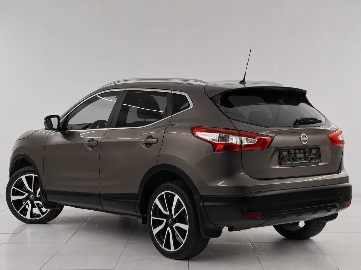 Nissan Qashqai II · LE+ — фото 4