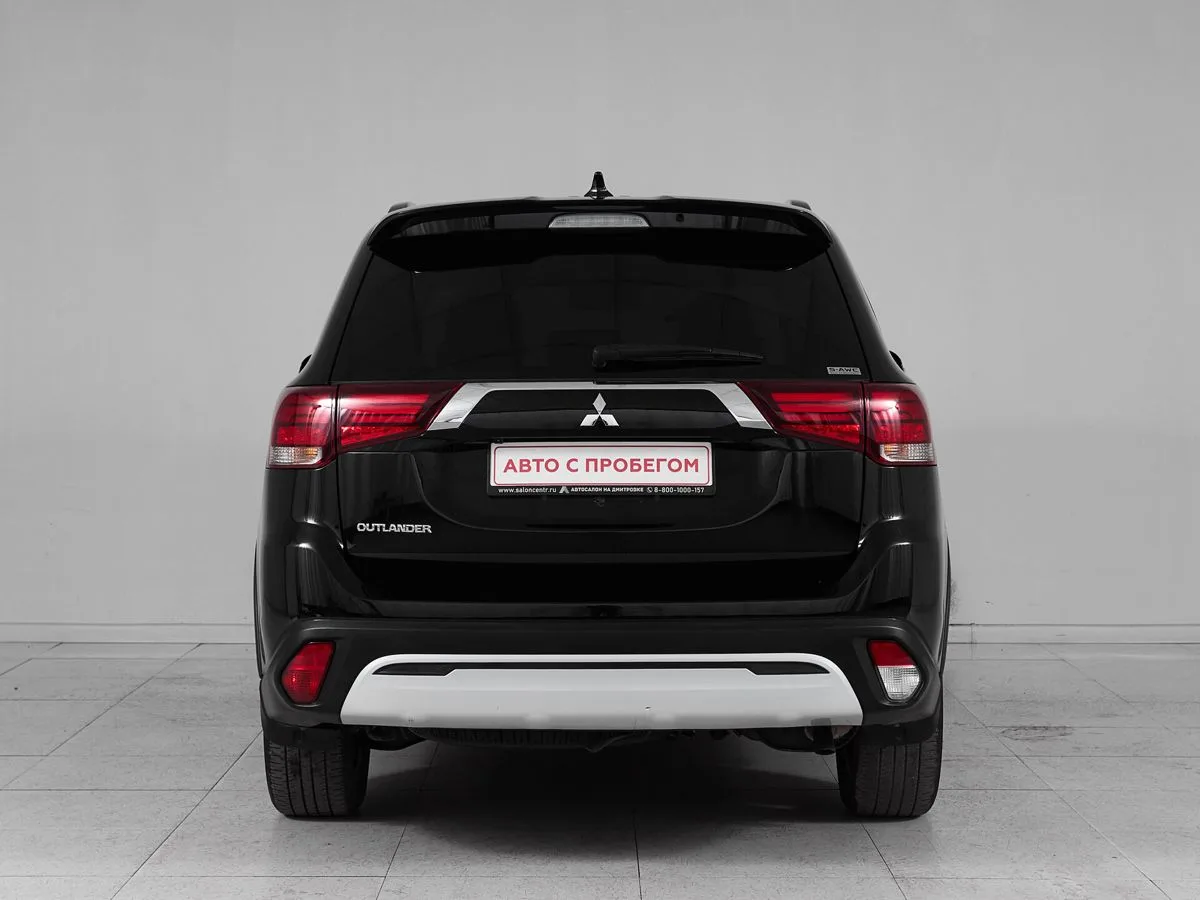 Mitsubishi Outlander III Рестайлинг 3 · Intense+ (2018-2021) — фото 5