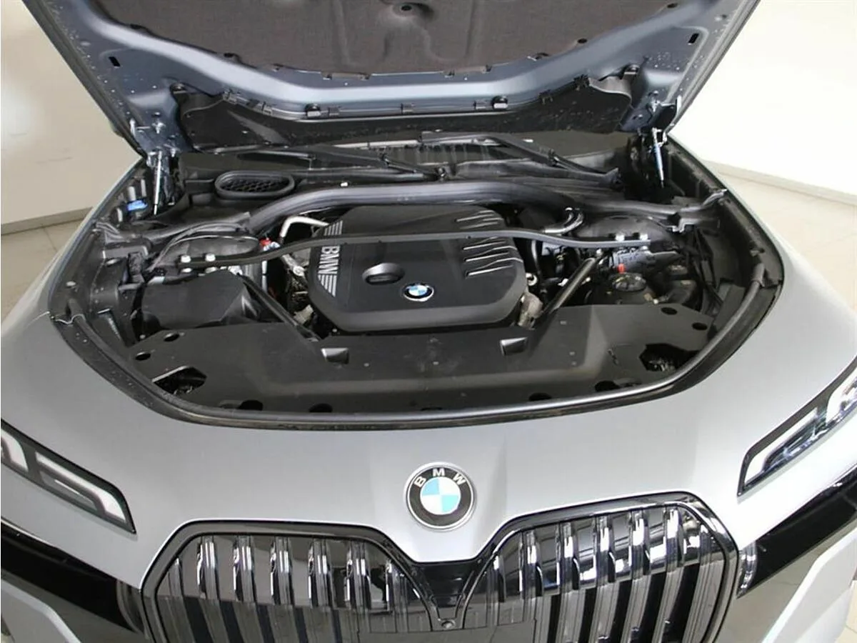 BMW 7 серии VII (G70) — фото 4