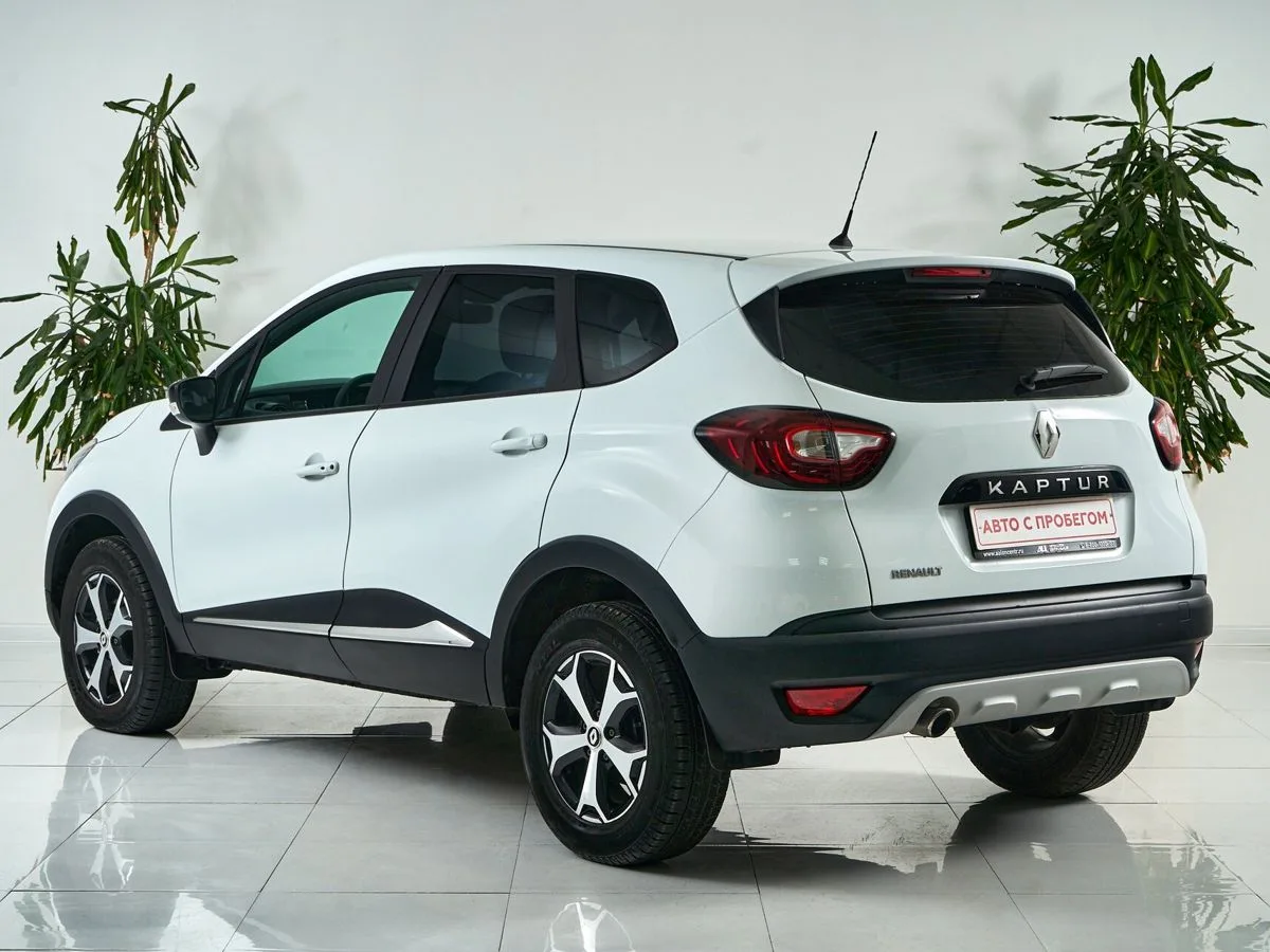 Renault Kaptur I · Life — фото 5