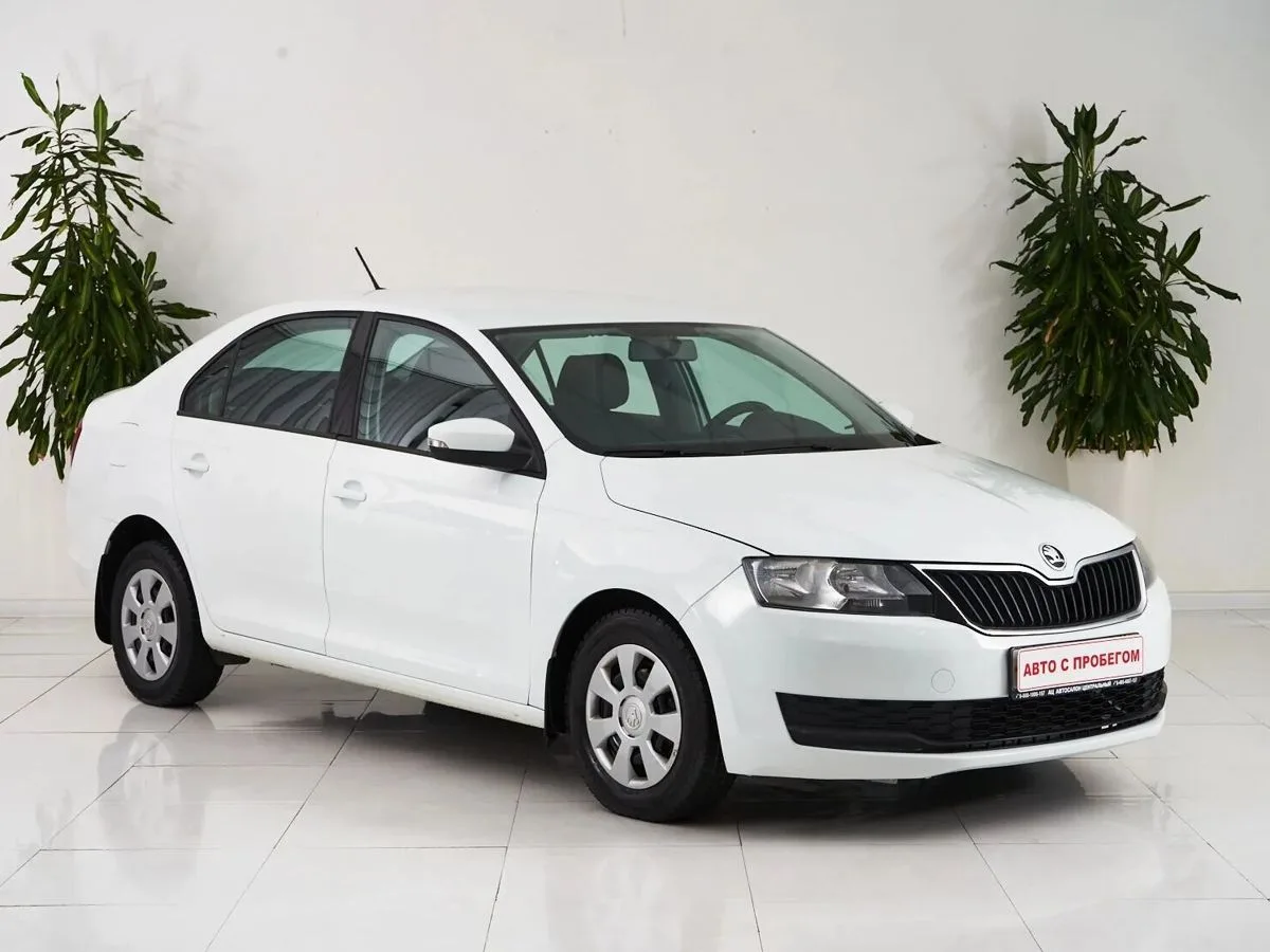 Skoda Rapid I Рестайлинг — фото 3