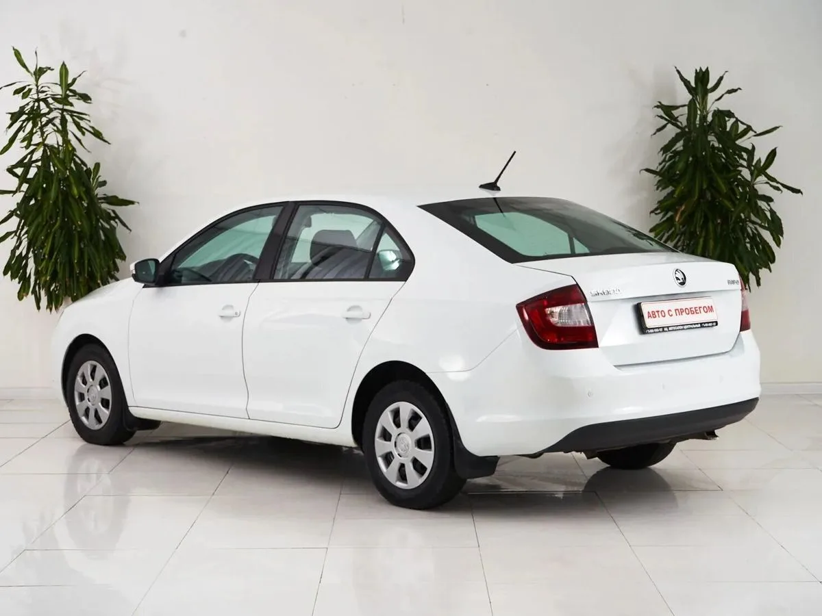 Skoda Rapid I Рестайлинг — фото 4