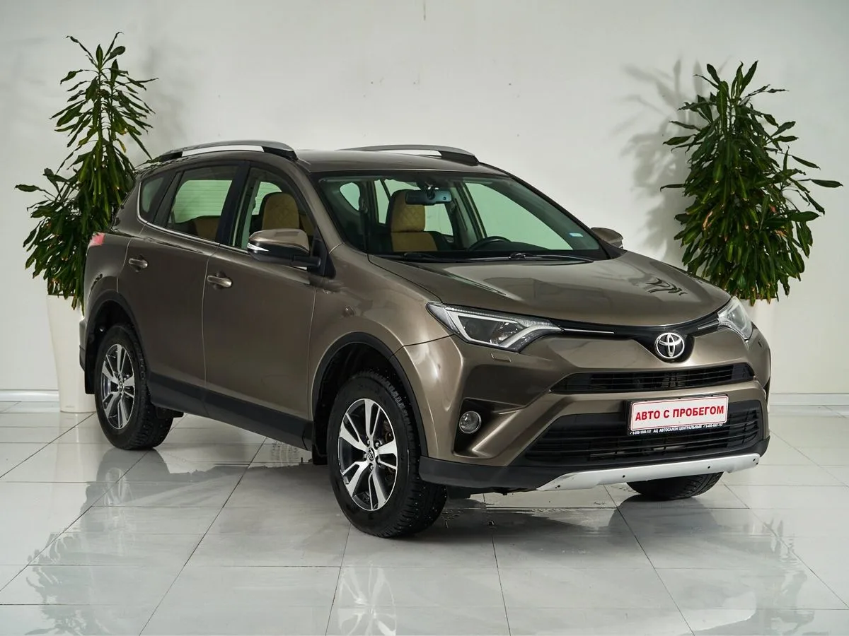 Toyota RAV4 IV (XA40) Рестайлинг · Комфорт Плюс — фото 3