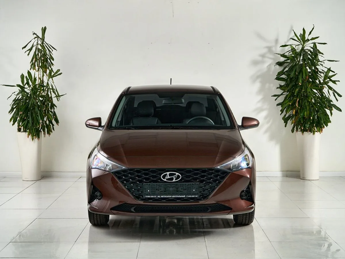 Hyundai Solaris II Рестайлинг — фото 2