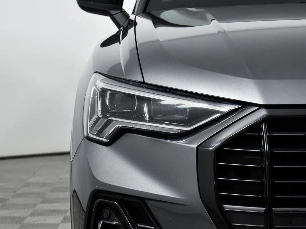 Audi Q3 II (F3) — фото 4