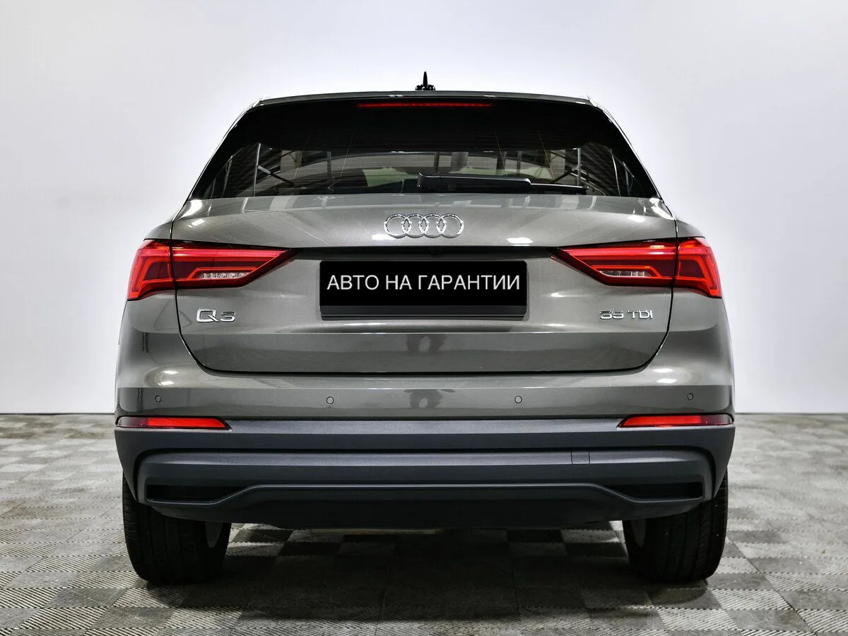 Audi Q3 II (F3) — фото 3
