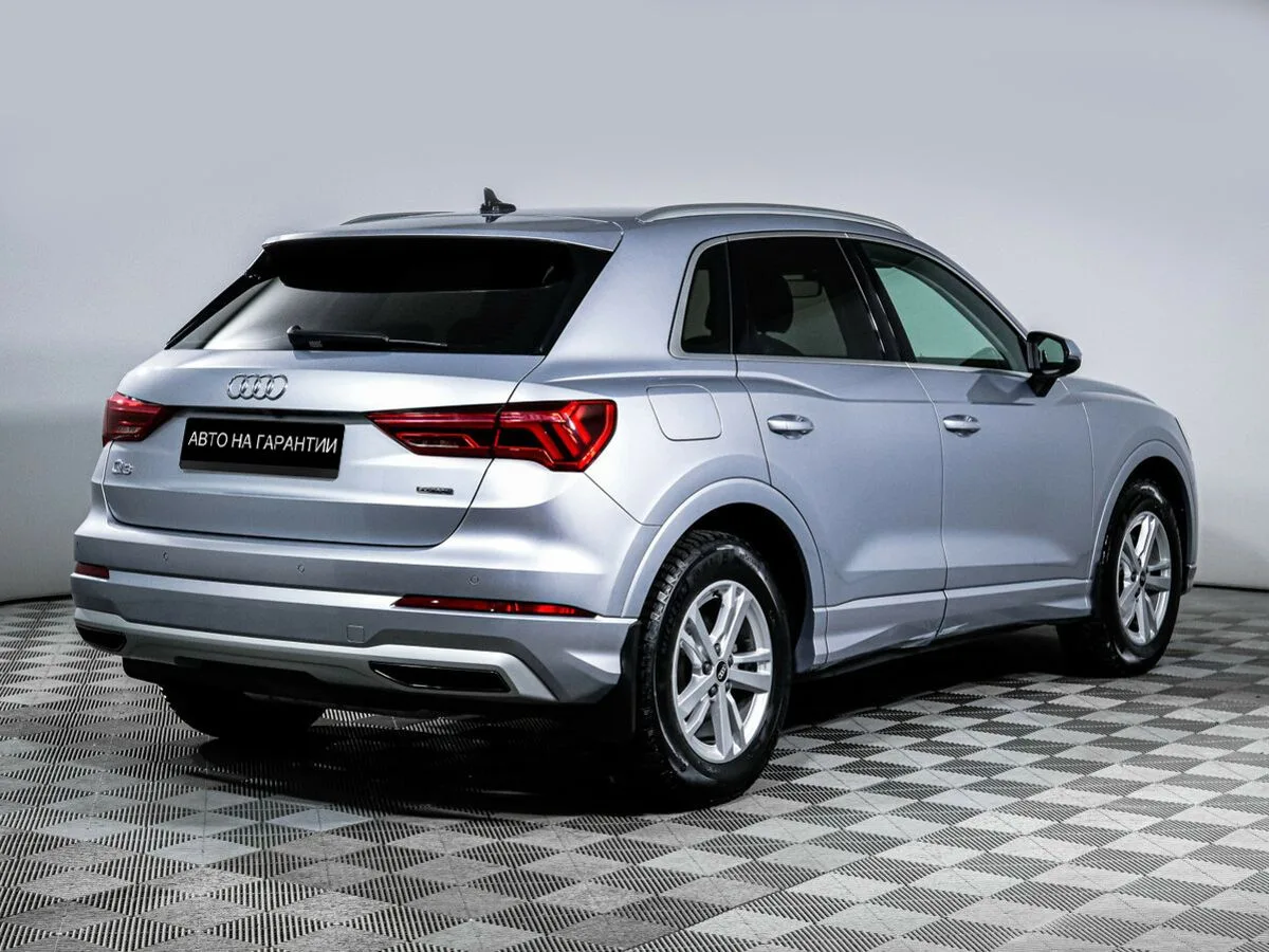Audi Q3 II (F3) — фото 2