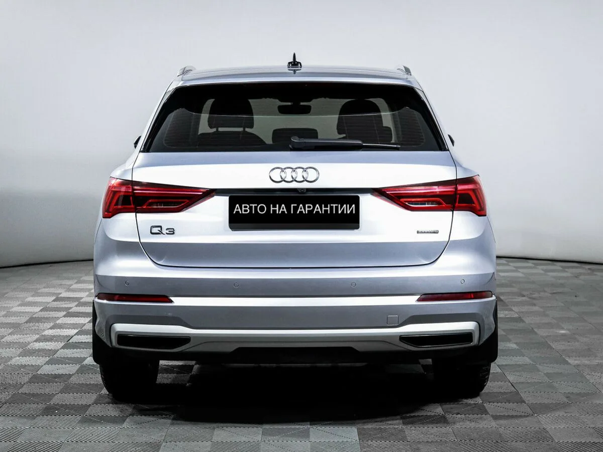 Audi Q3 II (F3) — фото 3