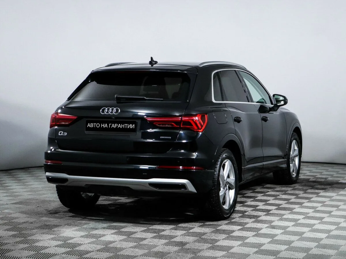 Audi Q3 II (F3) — фото 3
