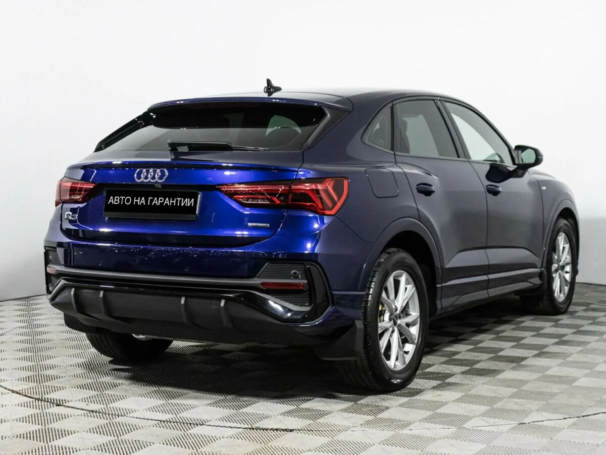 Audi Q3 II (F3) — фото 5