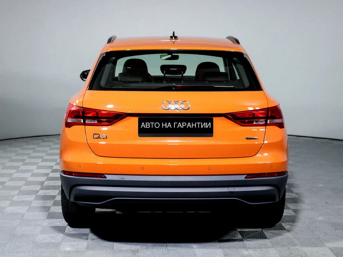 Audi Q3 II (F3) — фото 3