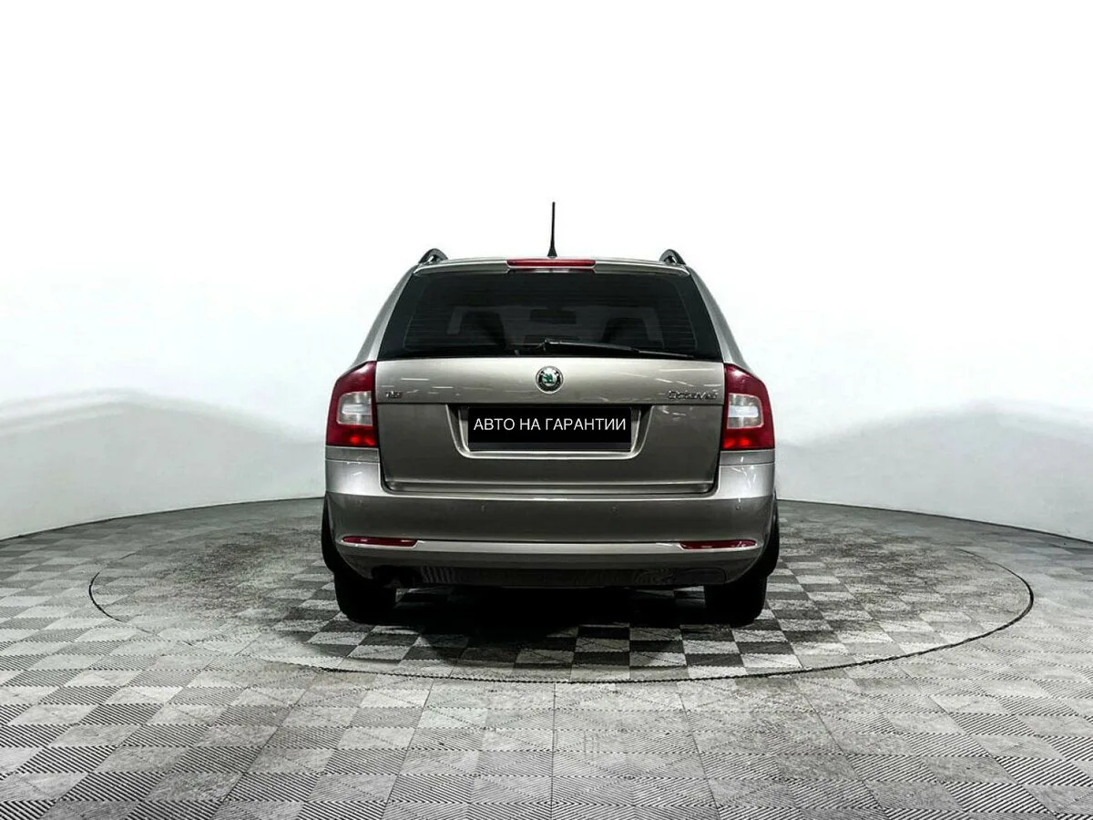 Skoda Octavia II (A5) Рестайлинг · Elegance — фото 4