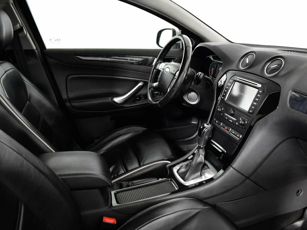 Ford Mondeo IV Рестайлинг · Юбилейная серия Anniversary 20 — фото 5