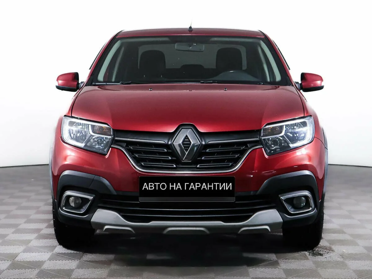 Renault Logan II Рестайлинг · Stepway Drive — фото 2