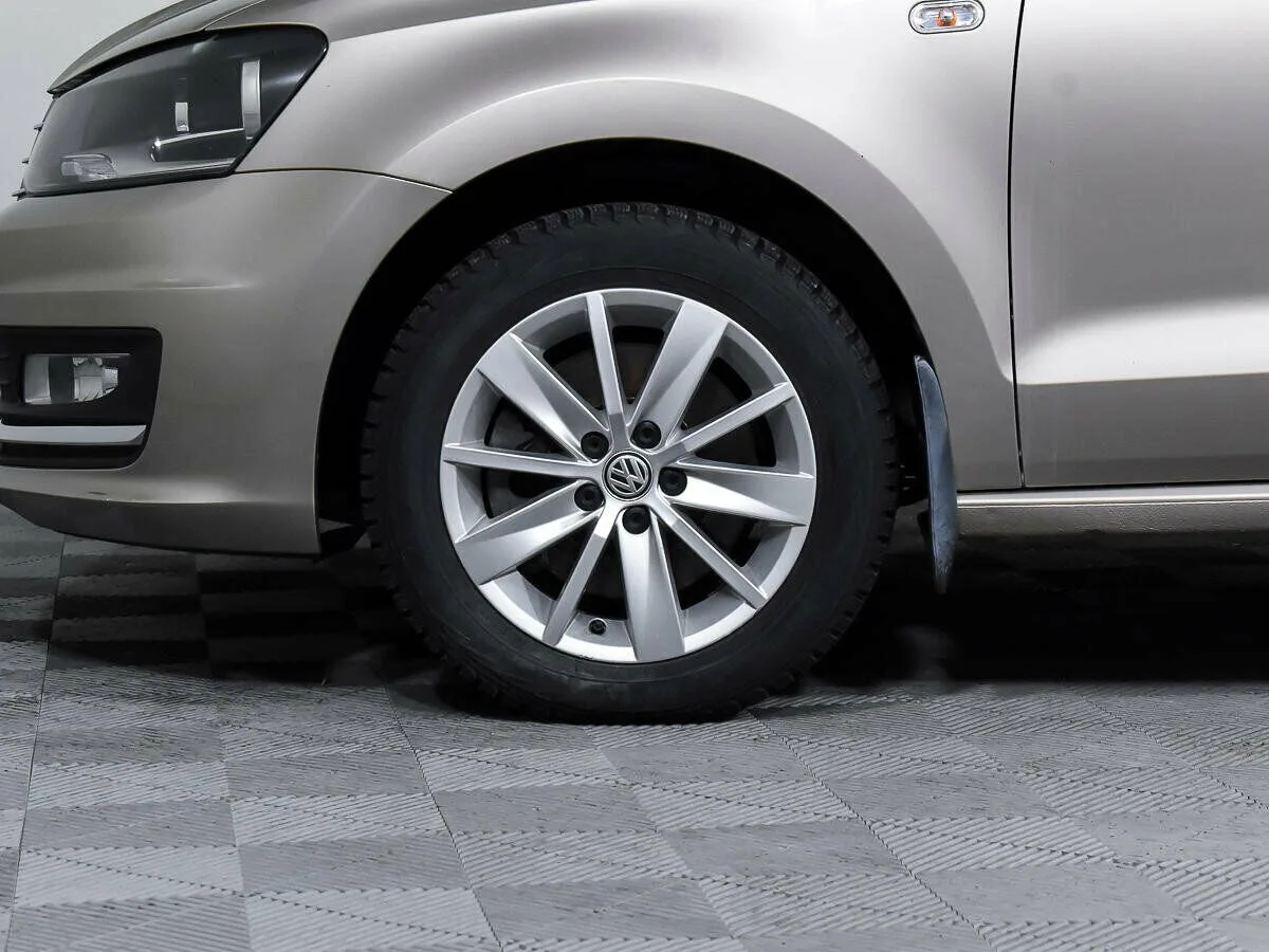 Volkswagen Polo V Рестайлинг · Trendline — фото 5