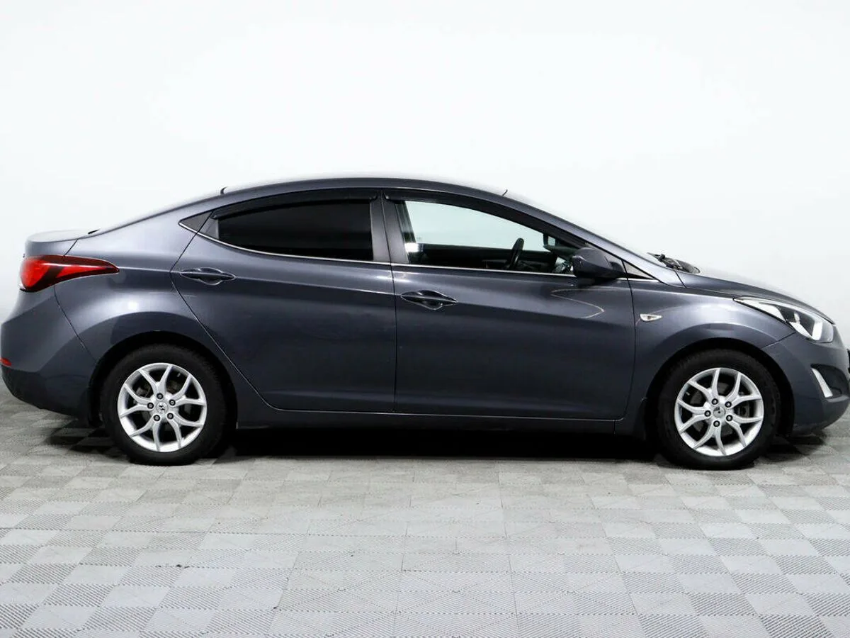 Hyundai Elantra V (MD) Рестайлинг · Base — фото 4