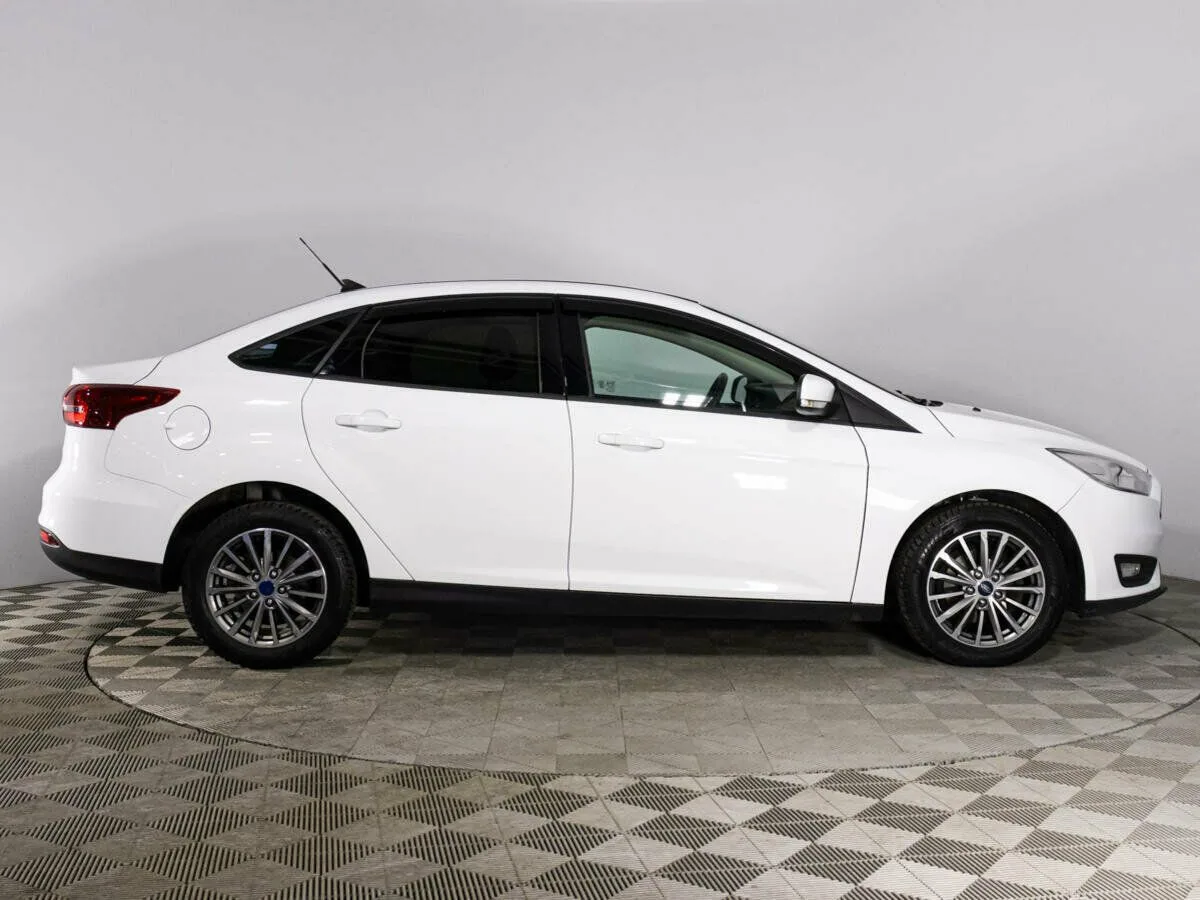 Ford Focus III Рестайлинг · Titanium — фото 4