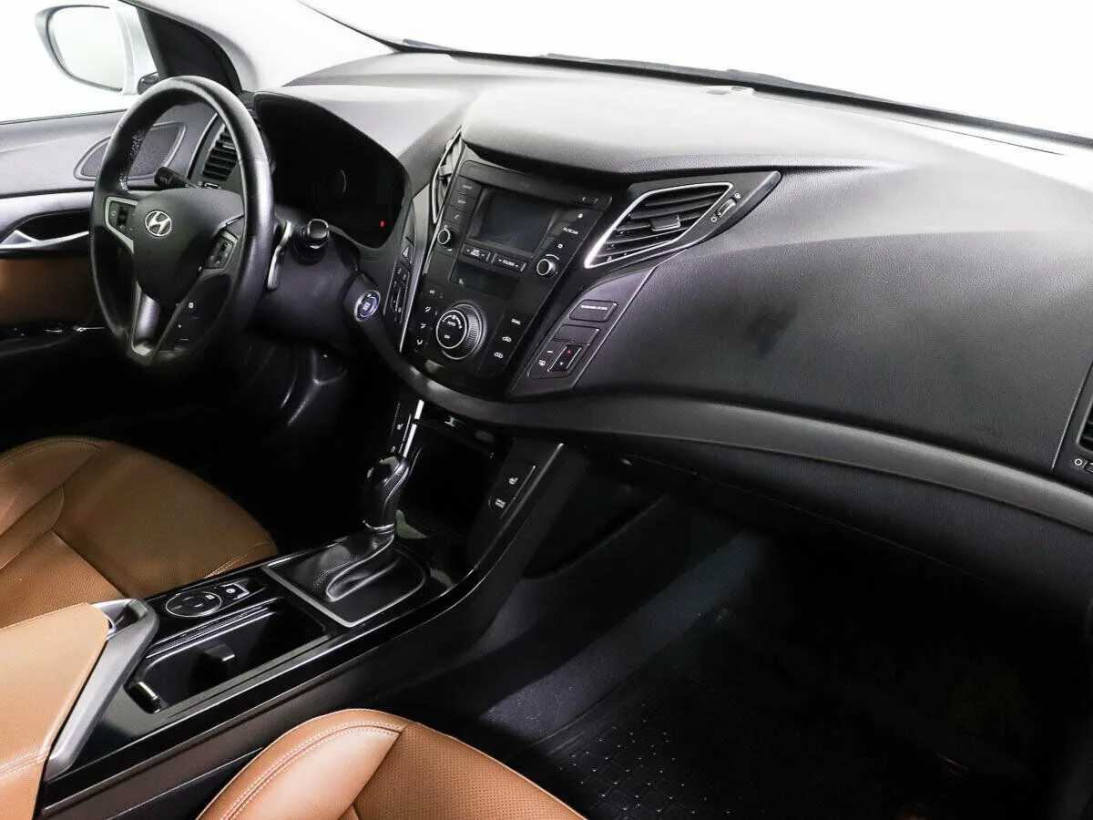 Hyundai i40 I Рестайлинг · Comfort — фото 5