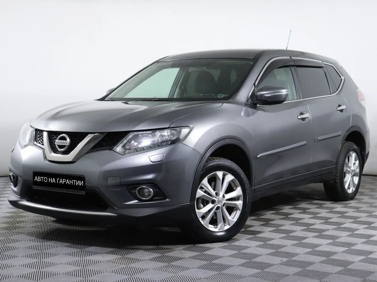 Nissan X-Trail III · LE Top