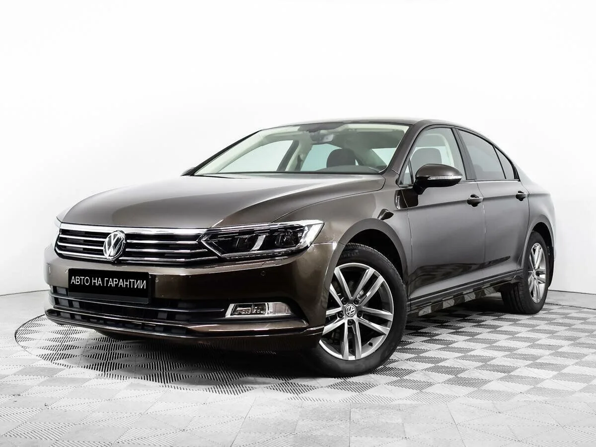 Volkswagen Passat B8 · Trendline