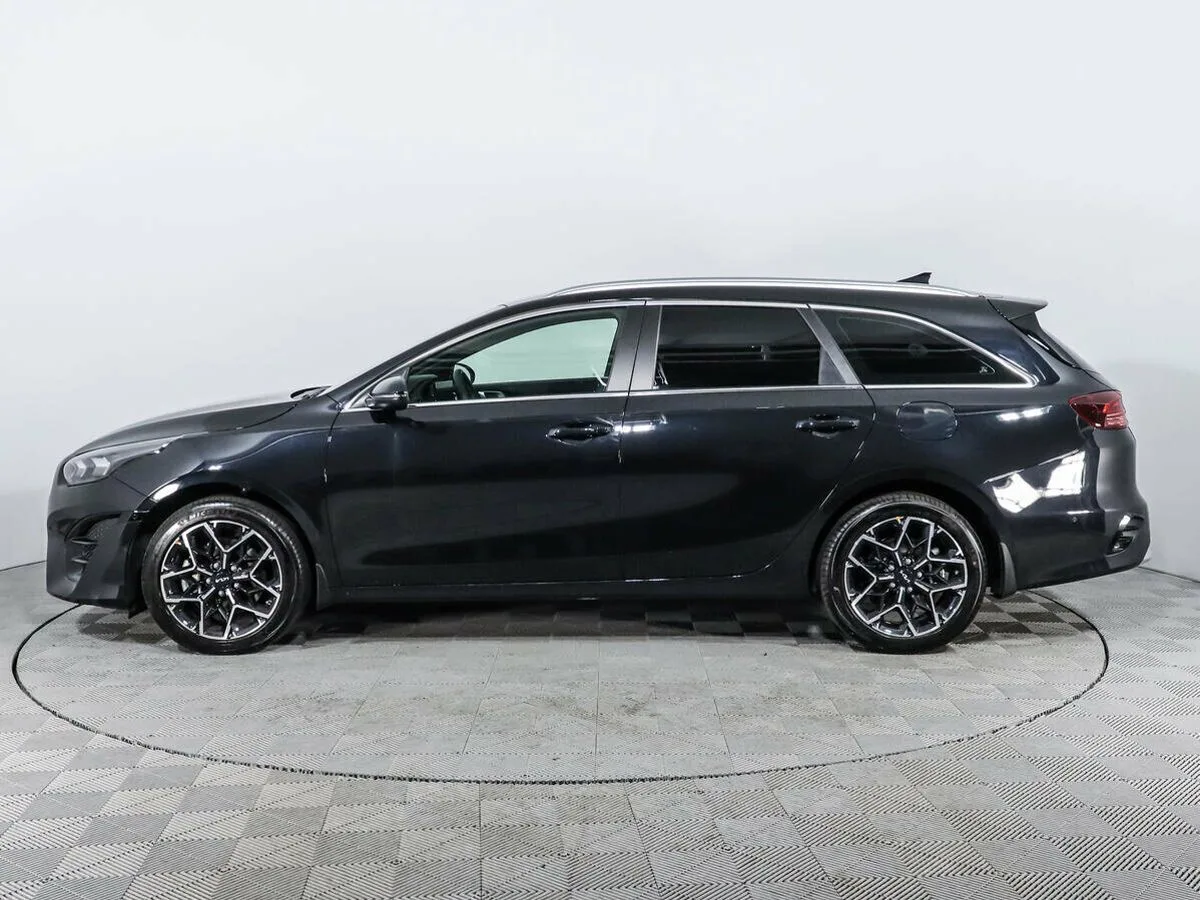 Kia Ceed III Рестайлинг · GT Line — фото 3