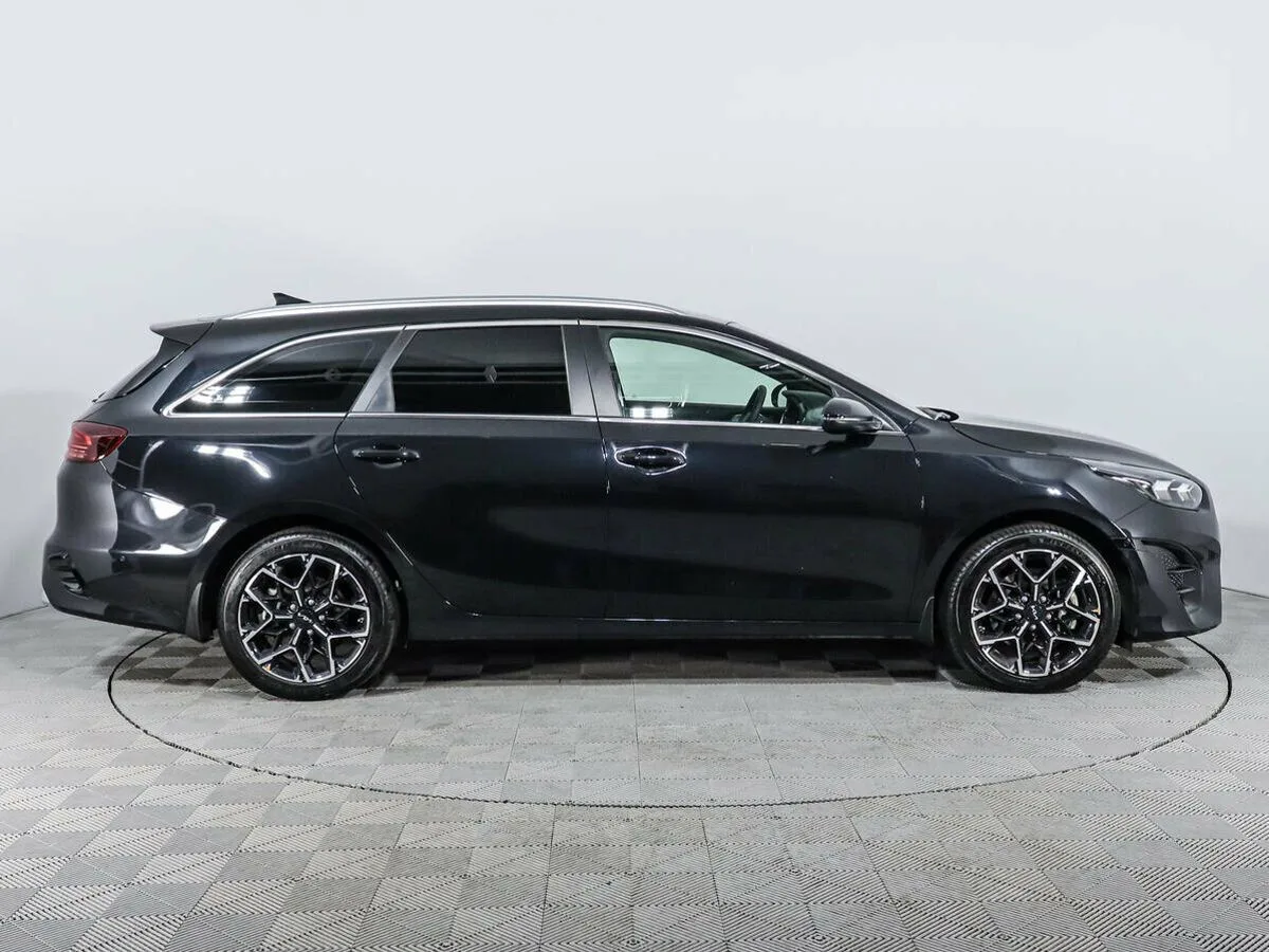 Kia Ceed III Рестайлинг · GT Line — фото 4