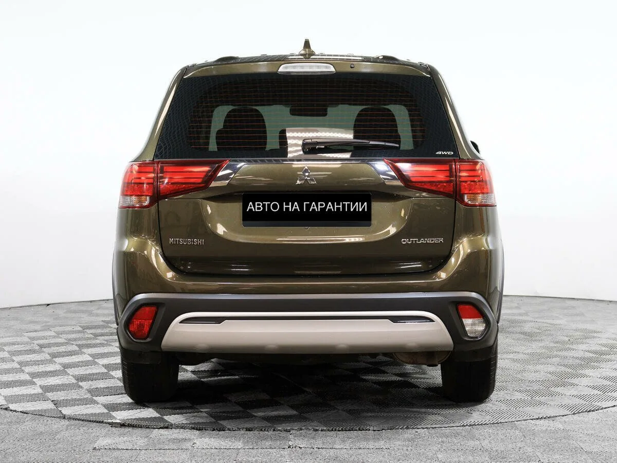 Mitsubishi Outlander III Рестайлинг 3 · Invite (2018-2021) — фото 4