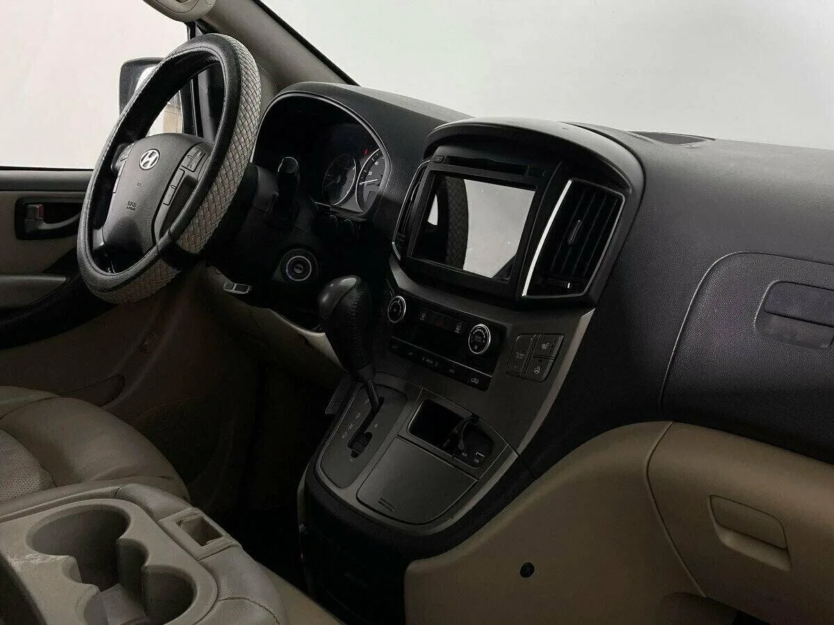 Hyundai Grand Starex I Рестайлинг — фото 5